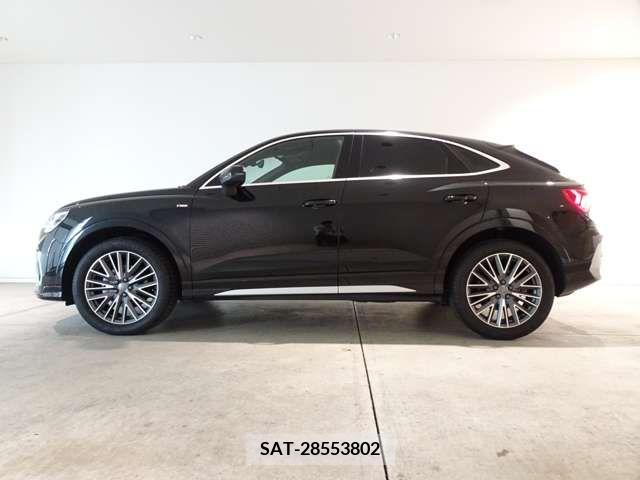 Audi Q3 2020-09 317848-6
