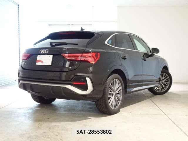 Audi Q3 2020-09 317848-1