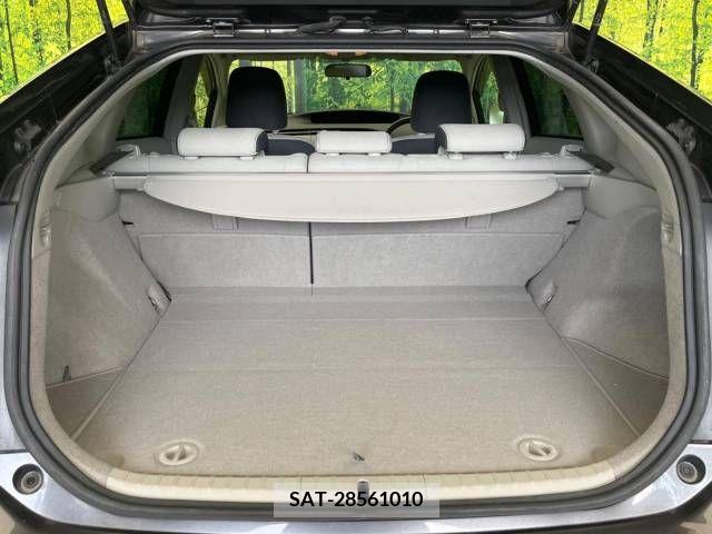 Toyota PRIUS 2011-12 346541-10