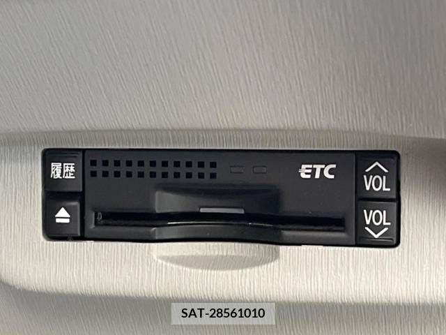 Toyota PRIUS 2011-12 346541-4