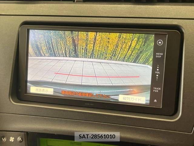 Toyota PRIUS 2011-12 346541-3
