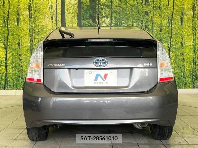 Toyota PRIUS 2011-12 346541-15