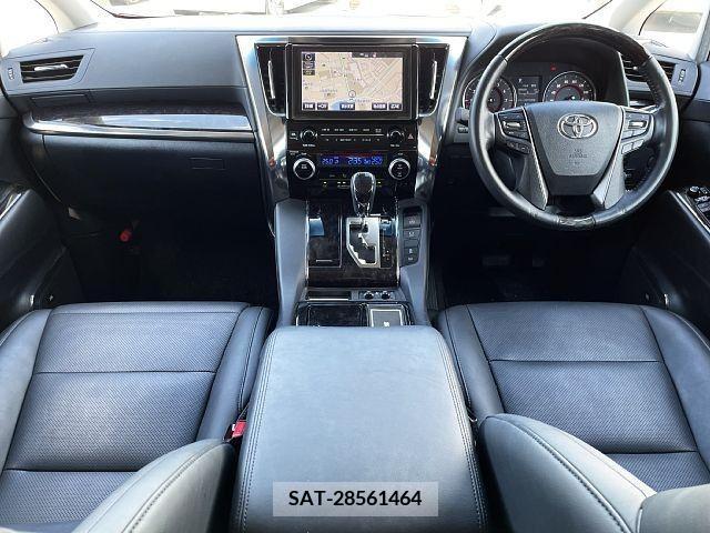 Toyota VELLFIRE 2019-11 369787-1