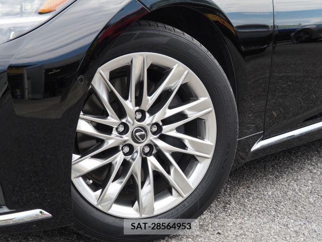 Lexus LS 2021-06 354050-8