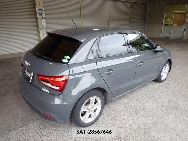 Audi A1 2018-08 292517-7