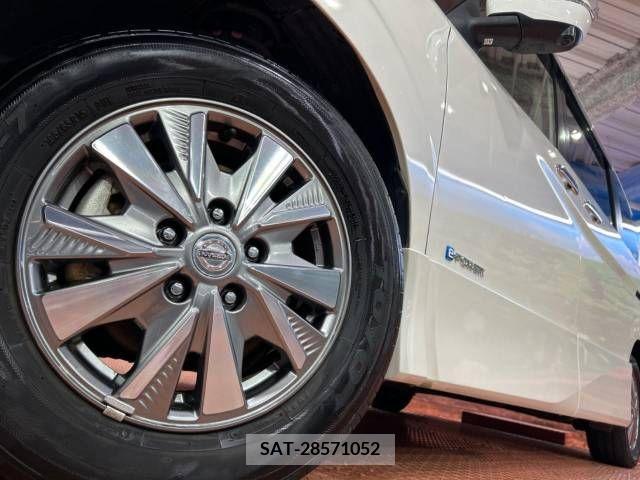Nissan SERENA 2019-02 237656-13