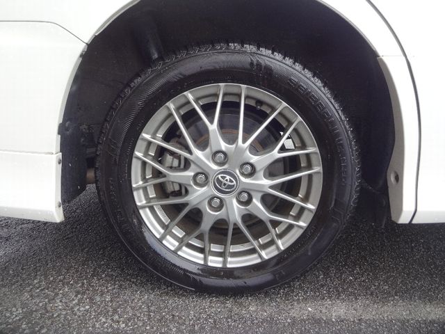 Toyota NOAH HYBRID 2016-03 195974-25