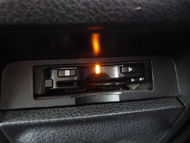 Toyota NOAH HYBRID 2016-03 195974-22