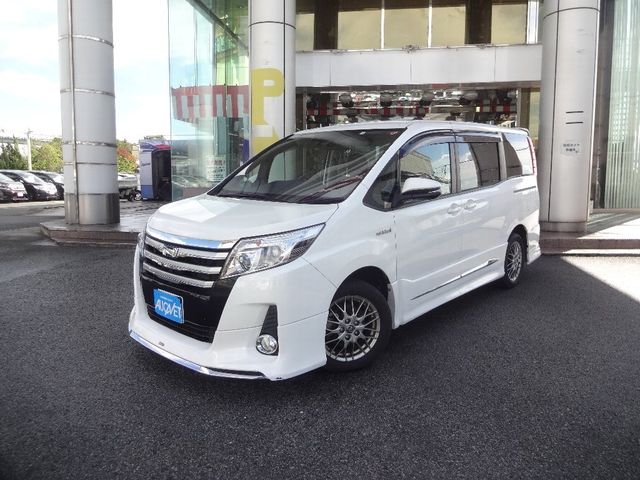 Toyota NOAH HYBRID 2016-03 195974-0