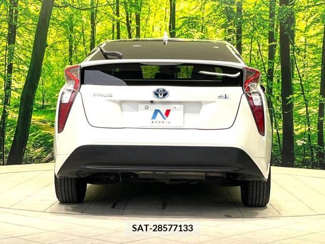 Toyota PRIUS 2016-03 282777-18