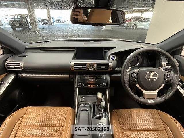 Lexus IS 2013-10 362816-1