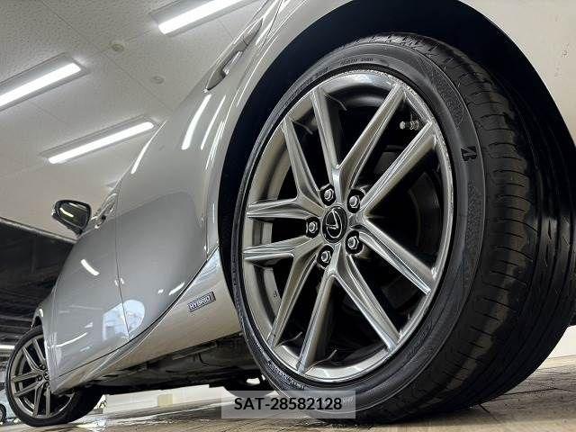 Lexus IS 2013-10 362816-19