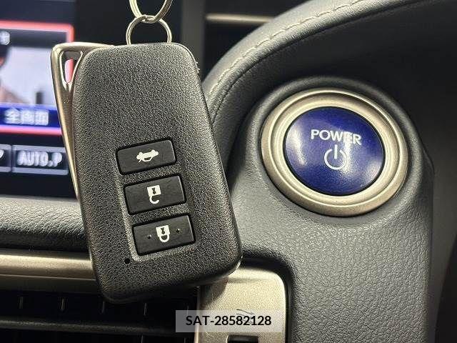 Lexus IS 2013-10 362816-11
