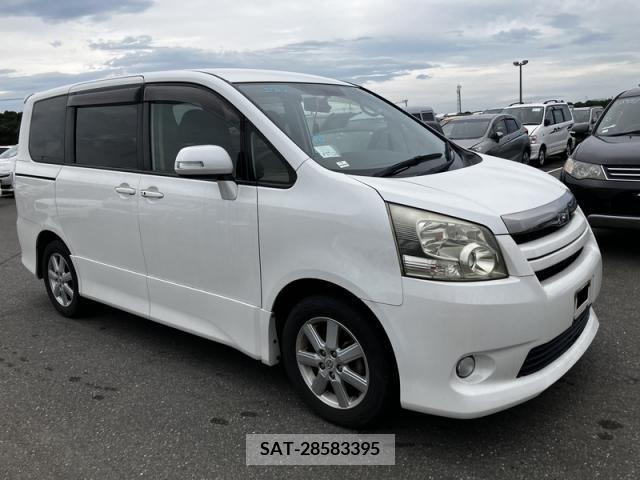 Toyota NOAH 2010-02 386546-2