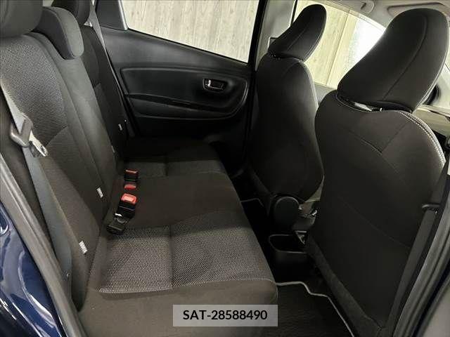 Toyota VITZ 2019-03 341514-16