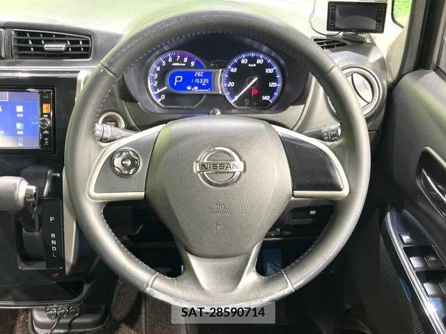 Nissan DAYZ 2015-12 387931-11