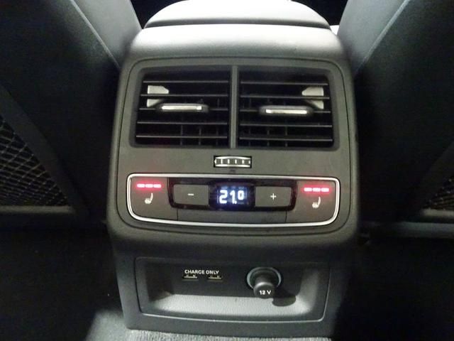 Audi A4 2021-04 183397-17