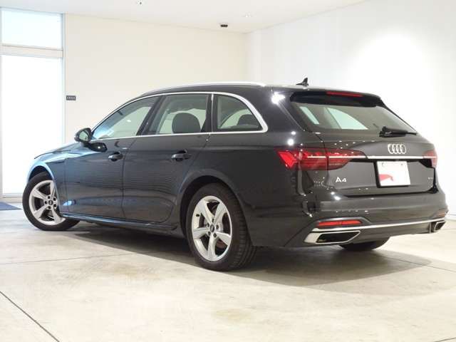 Audi A4 2021-04 183397-5