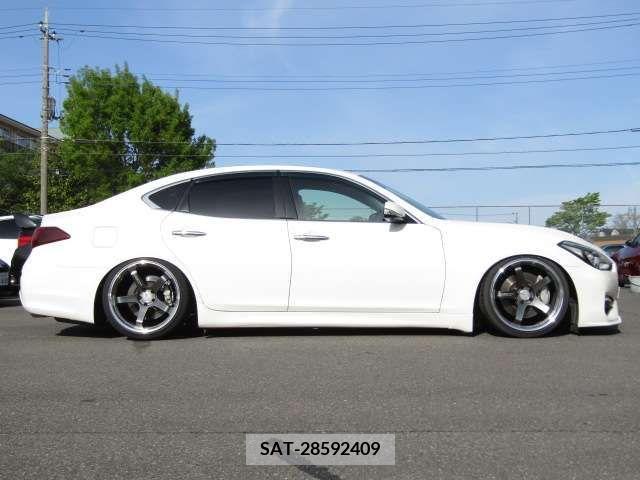 Nissan FUGA 2015-05 270722-8