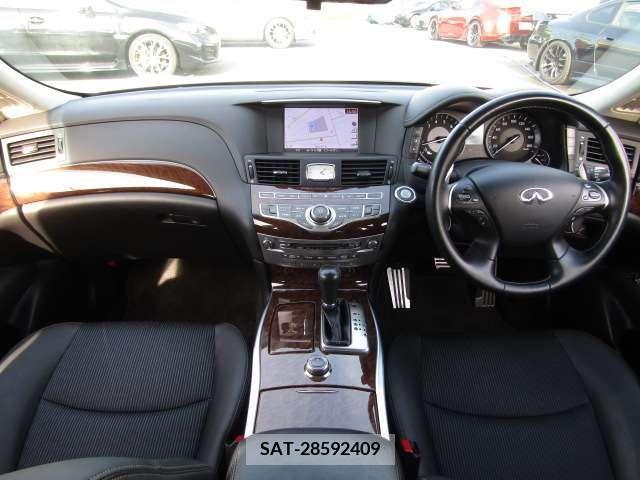Nissan FUGA 2015-05 270722-16