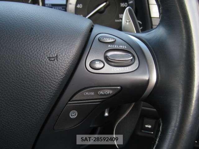 Nissan FUGA 2015-05 270722-12