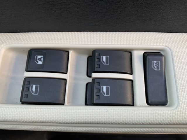 Daihatsu MIRA COCOA 2010-12 24382-19