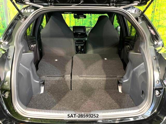 Toyota YARIS 2023-06 395369-10