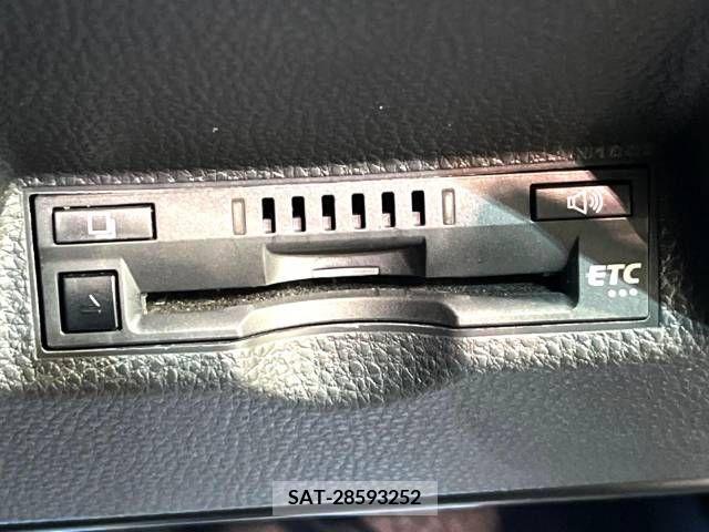 Toyota YARIS 2023-06 395369-6
