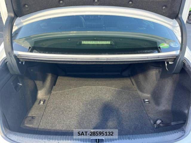 Lexus IS 2014-05 397098-10