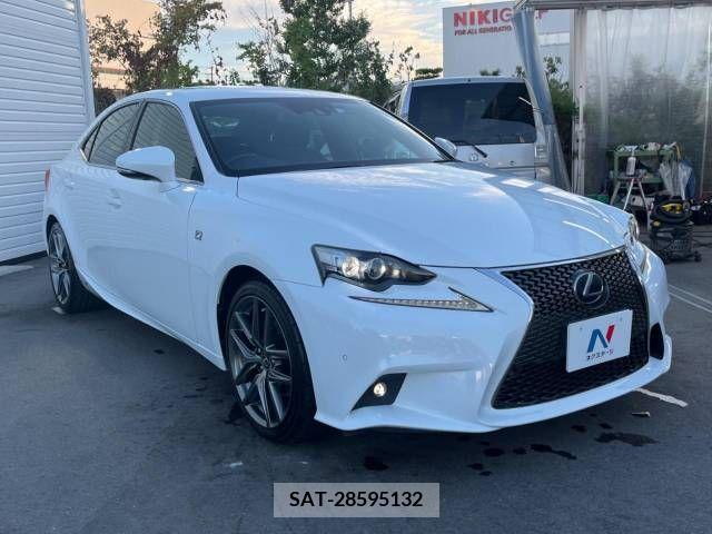 Lexus IS 2014-05 397098-16