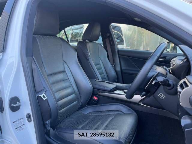 Lexus IS 2014-05 397098-8