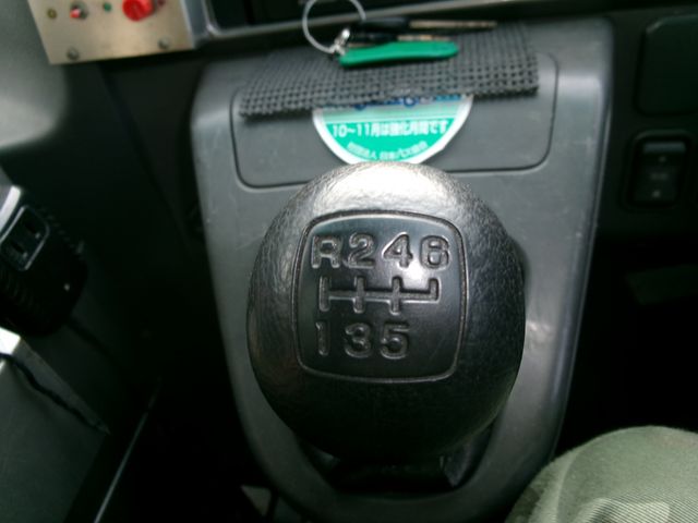 Isuzu GALA 2008-02 22373-28