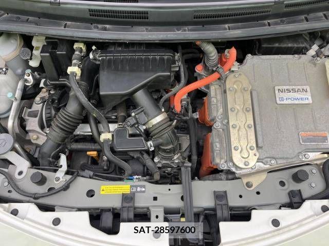 Nissan NOTE 2019-02 305468-18