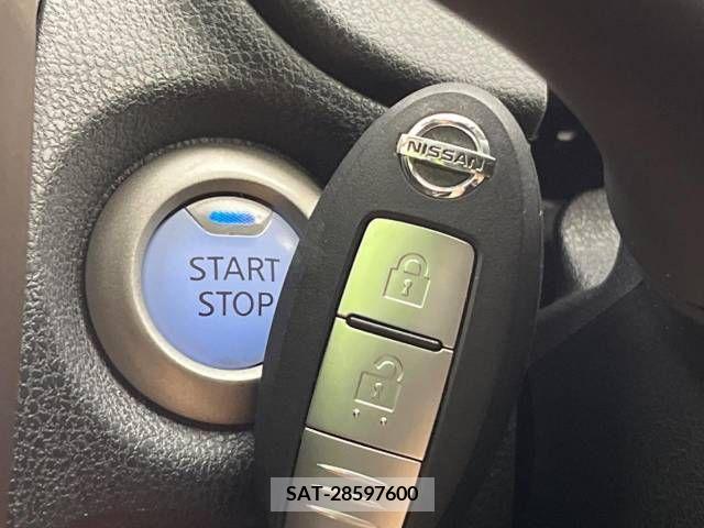 Nissan NOTE 2019-02 305468-6