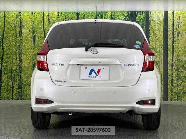 Nissan NOTE 2019-02 305468-15