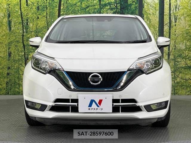 Nissan NOTE 2019-02 305468-14