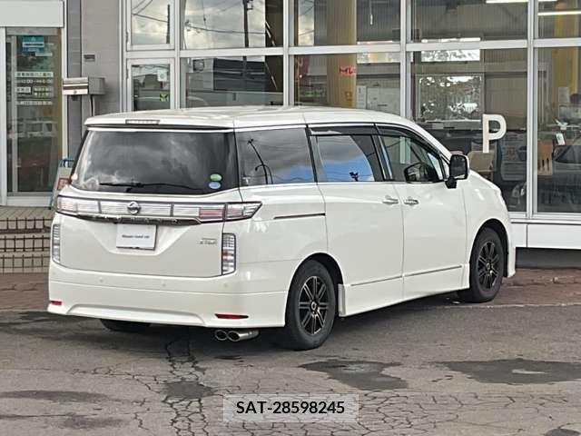 Nissan ELGRAND 2020-01 270963-1