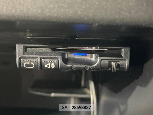 Mazda PREMACY 2013-09 281684-4