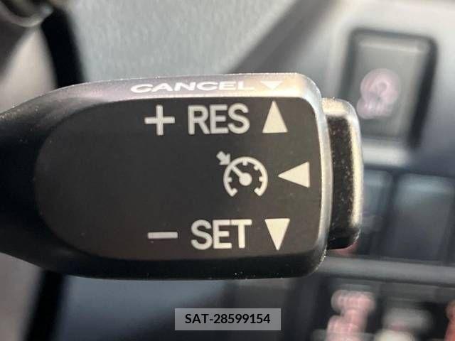 Toyota NOAH 2019-07 383265-7