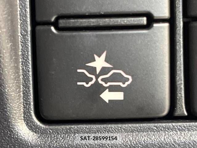 Toyota NOAH 2019-07 383265-6