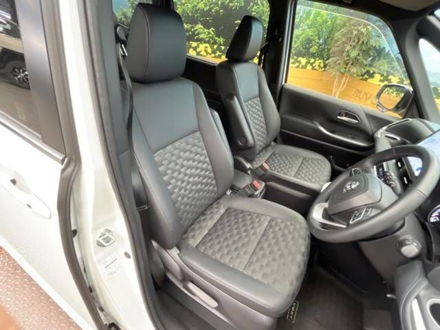 Toyota VOXY 2022-07 20354-7
