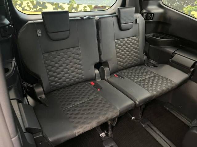 Toyota VOXY 2022-07 20354-9