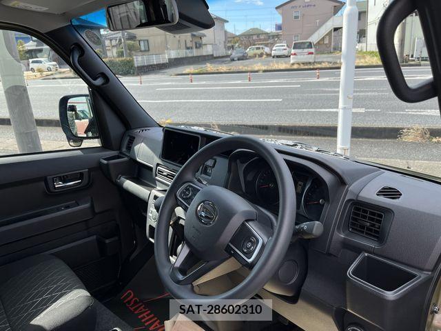 Daihatsu ATRAI 2024-02 218580-1
