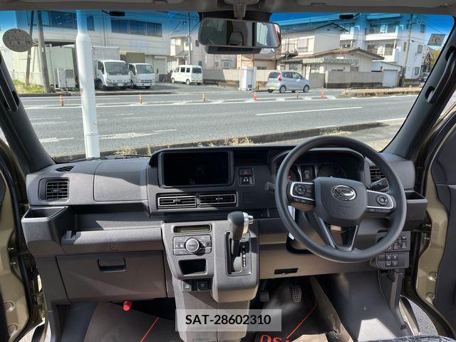 Daihatsu ATRAI 2024-02 218580-3