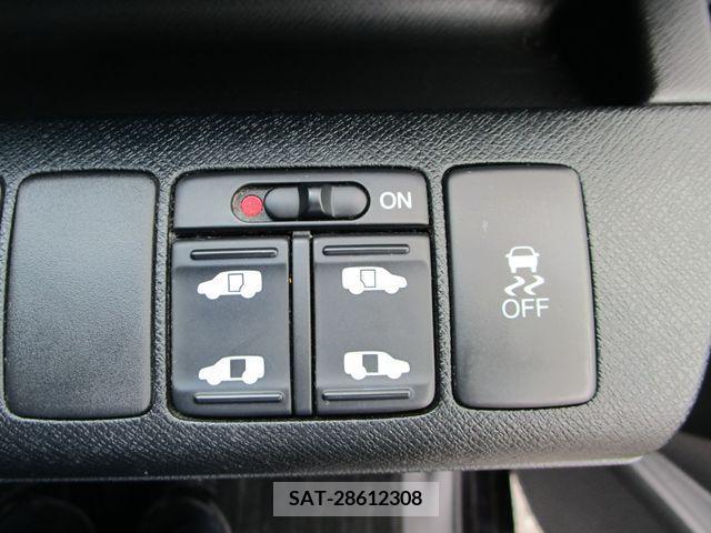 Honda e 2012-03 339122-15