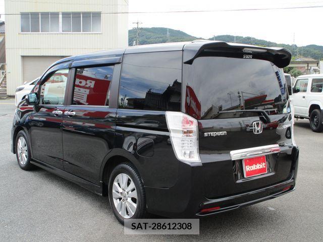 Honda e 2012-03 339122-1