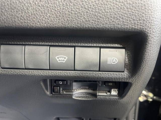 Toyota RAV4 2023-05 189323-5