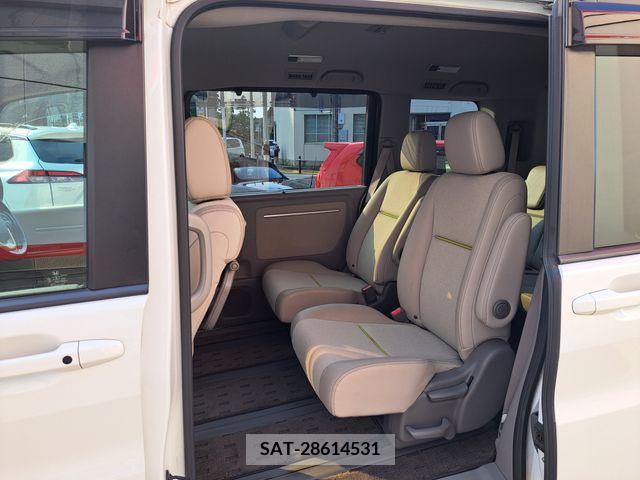 Honda STEP WGN 2015-11 329973-16