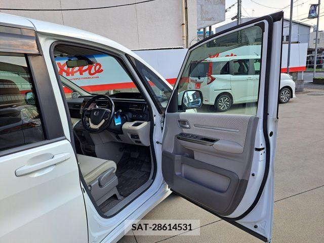 Honda STEP WGN 2015-11 329973-2