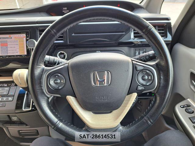 Honda STEP WGN 2015-11 329973-6